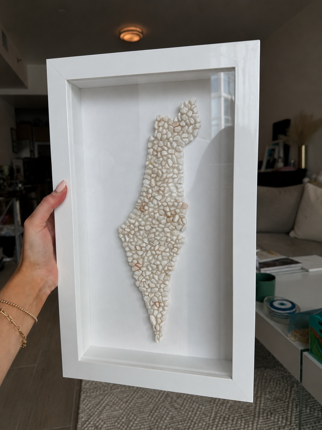 White Pebble Israel Map 16” x 10”